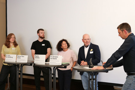 Fachveranstaltung Lotsenprojekte, Blick in den Saal mit 50 Teilnehmer*innen